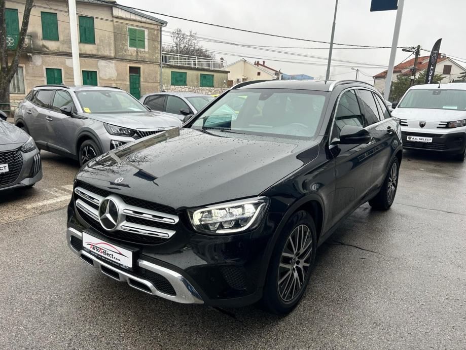 Mercedes GLC 200 4MATIC - model 2022 - NAVI - KAMERA - REG 1 GOD !!! - Rijeka