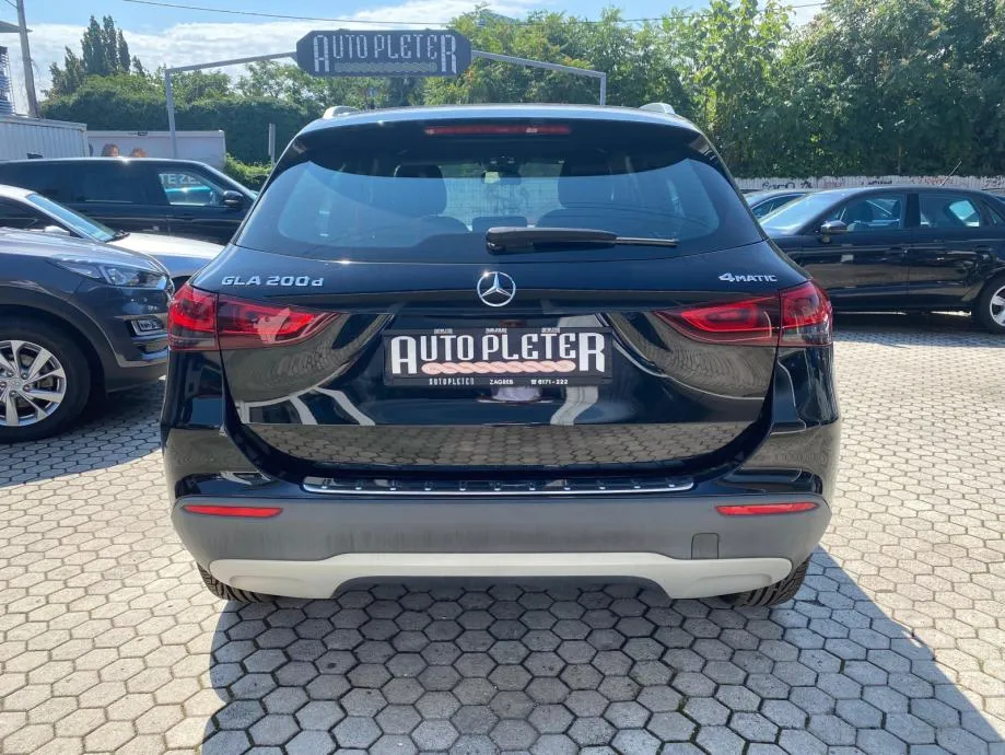 mercedes-benz gla 200d 4matic 4xgarancija - slika 4