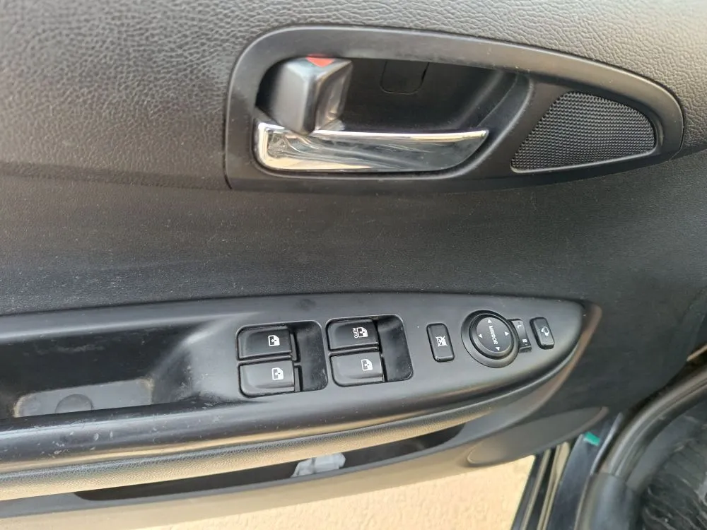 hyundai i20, 2009.g., 1.6 crdi - slika 9