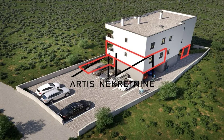 Idealna obiteljska novogradnja: stan s vrtom, parkingom i spremištem - Zadar