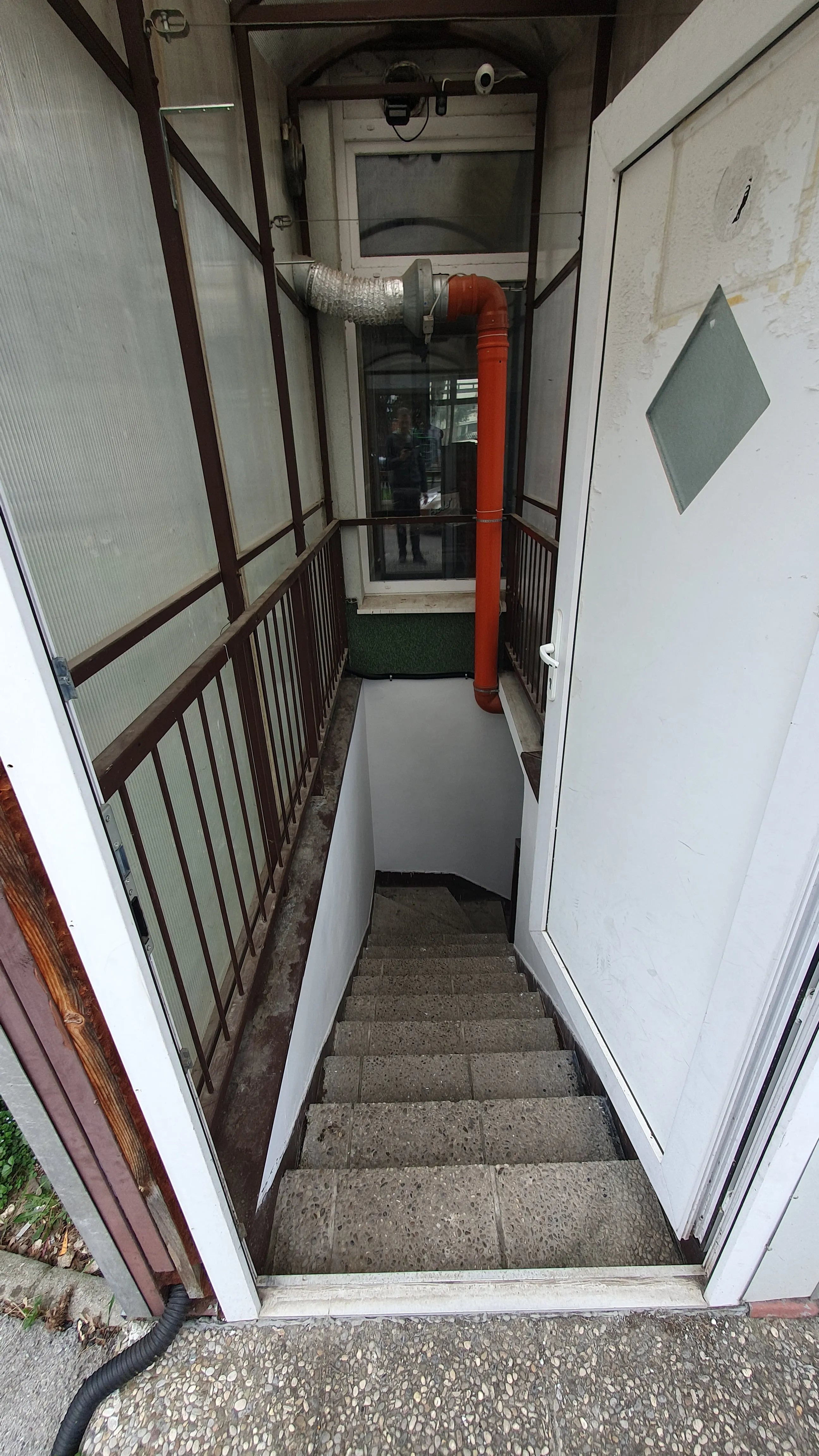 poslovni prostor 50m2 malešnica - slika 19