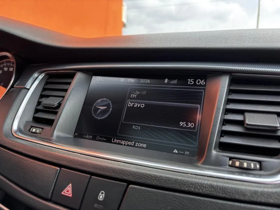 peugeot 508 sw 1.6 hdi •2014.g.•navigacija•panorama•kreditdo10 godina• - slika 13