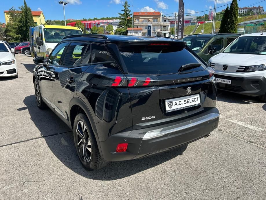 peugeot 2008 allure - hdi - 2022 - 130.000km - navi - reg 1 god !!! - slika 4