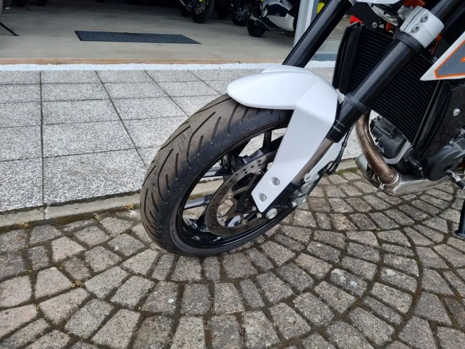 ktm duke 690 abs, a2 kategorija, 2014 god. - slika 11
