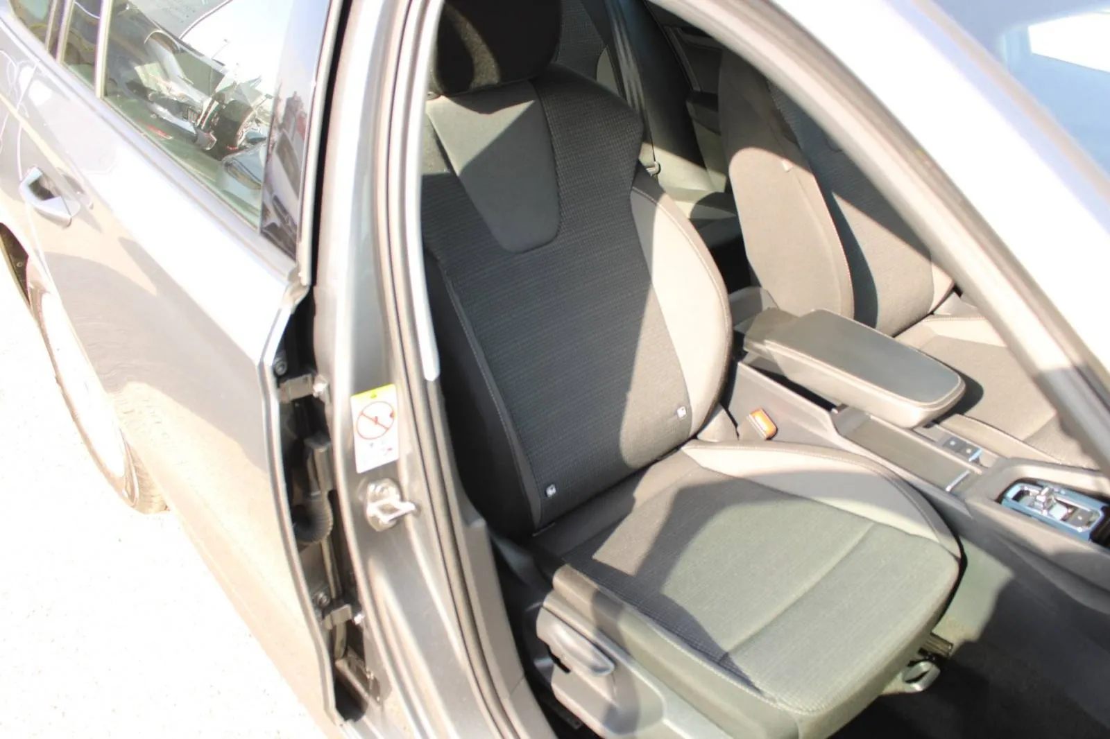 škoda octavia combi 2.0 tdi 150ks dsg *led, navigacija* - slika 7