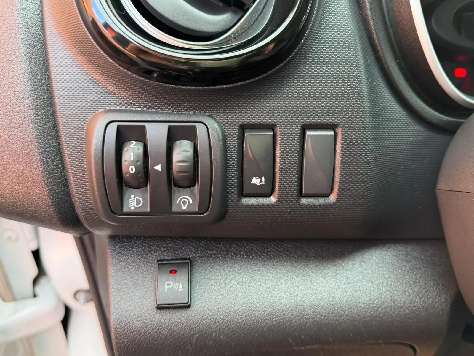 renault trafic 2.0 dci 120 •2021•kamera•l2h1•leasingbezučešća - slika 12