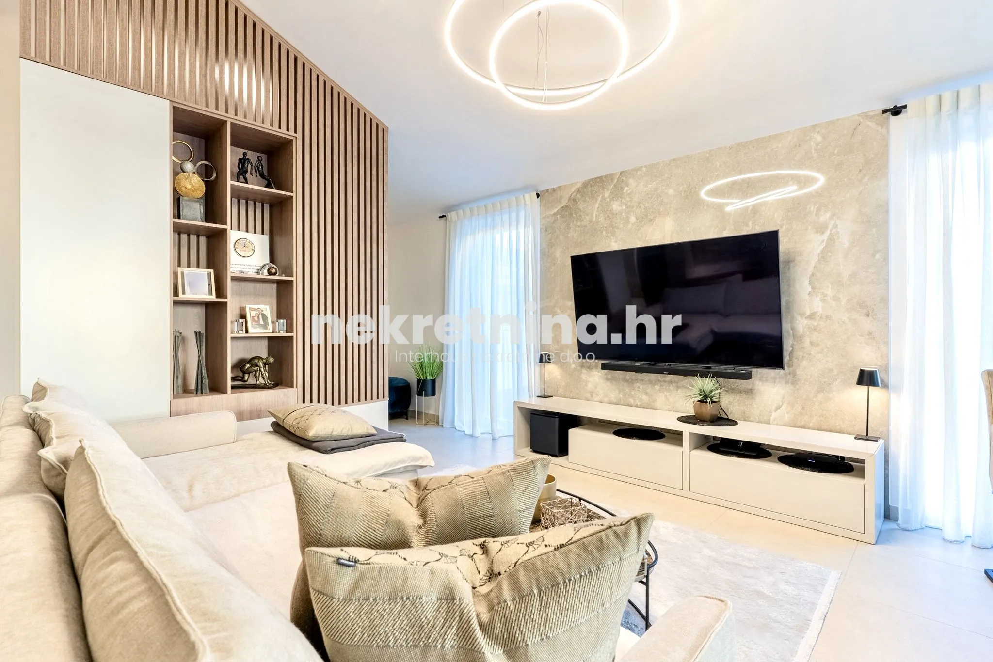 prodaja- trosobni stan: prvi red d mora cres, 106.7m2 - slika 3