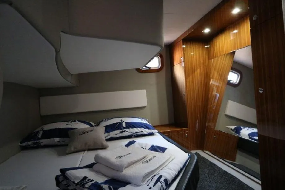 mirakul 40 / charter - rent a dream - slika 15