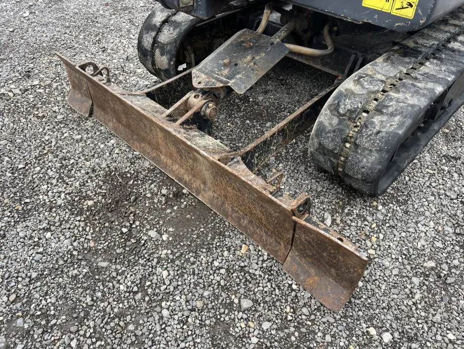 mini bager terex tc20 - slika 14