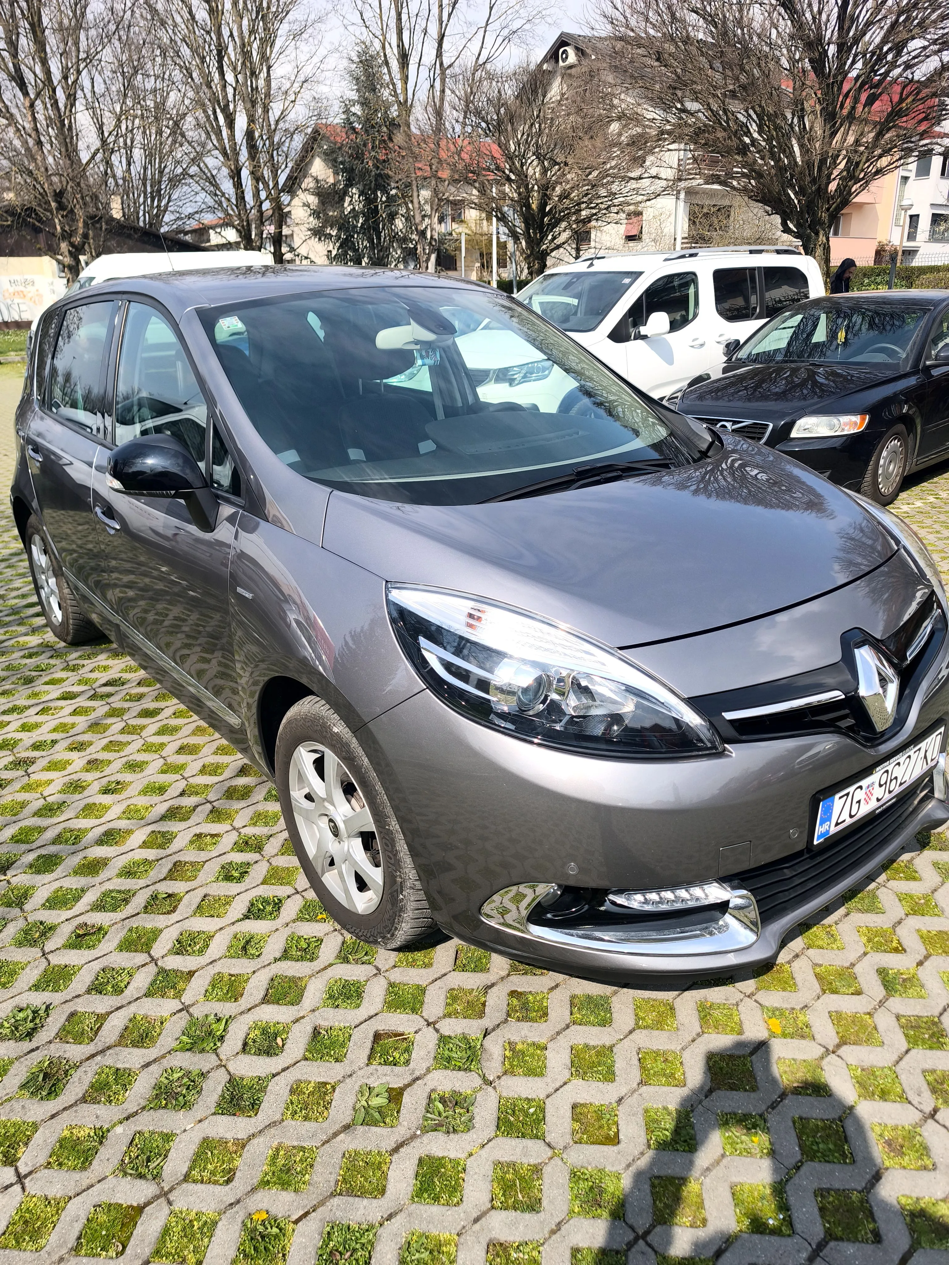 renault scenic 1.6 dci bose - slika 3