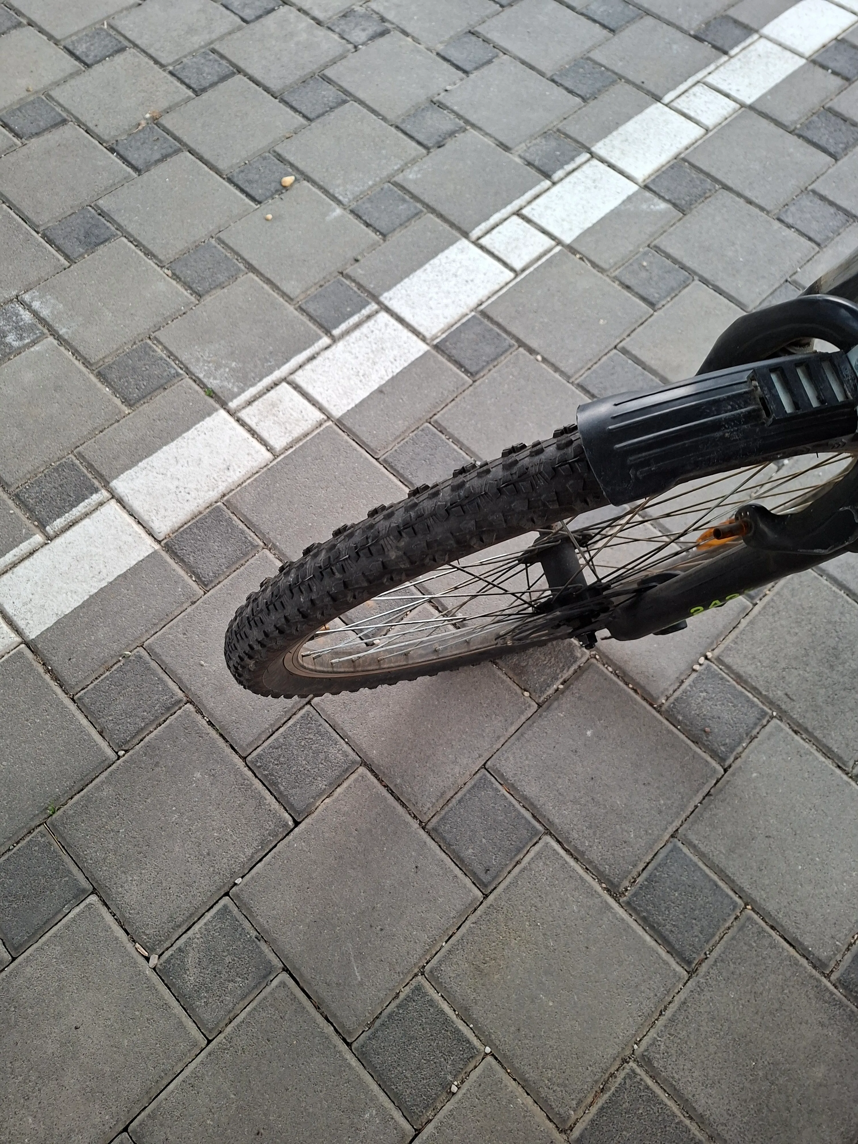 spring mtb hunter - slika 2