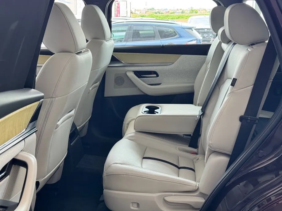 mazda cx-80 7 sjedala phev takumi pano automatik - slika 8