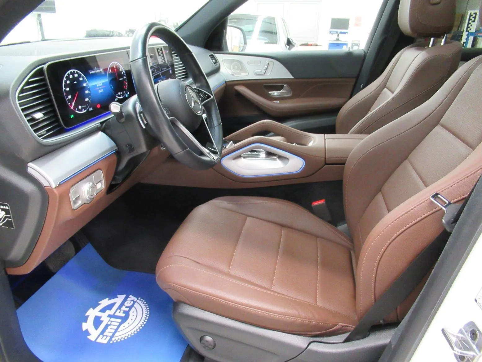 mercedes-benz gle 350 de 4m amg/pano/burmester/memo/kuka/distronic/20' - slika 19
