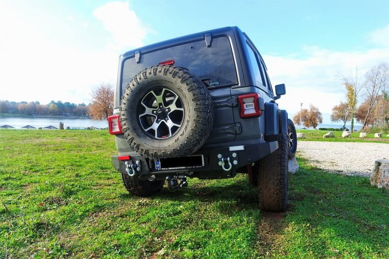Branik Zadnji Za Jeep Wrangler Jl - Funtana