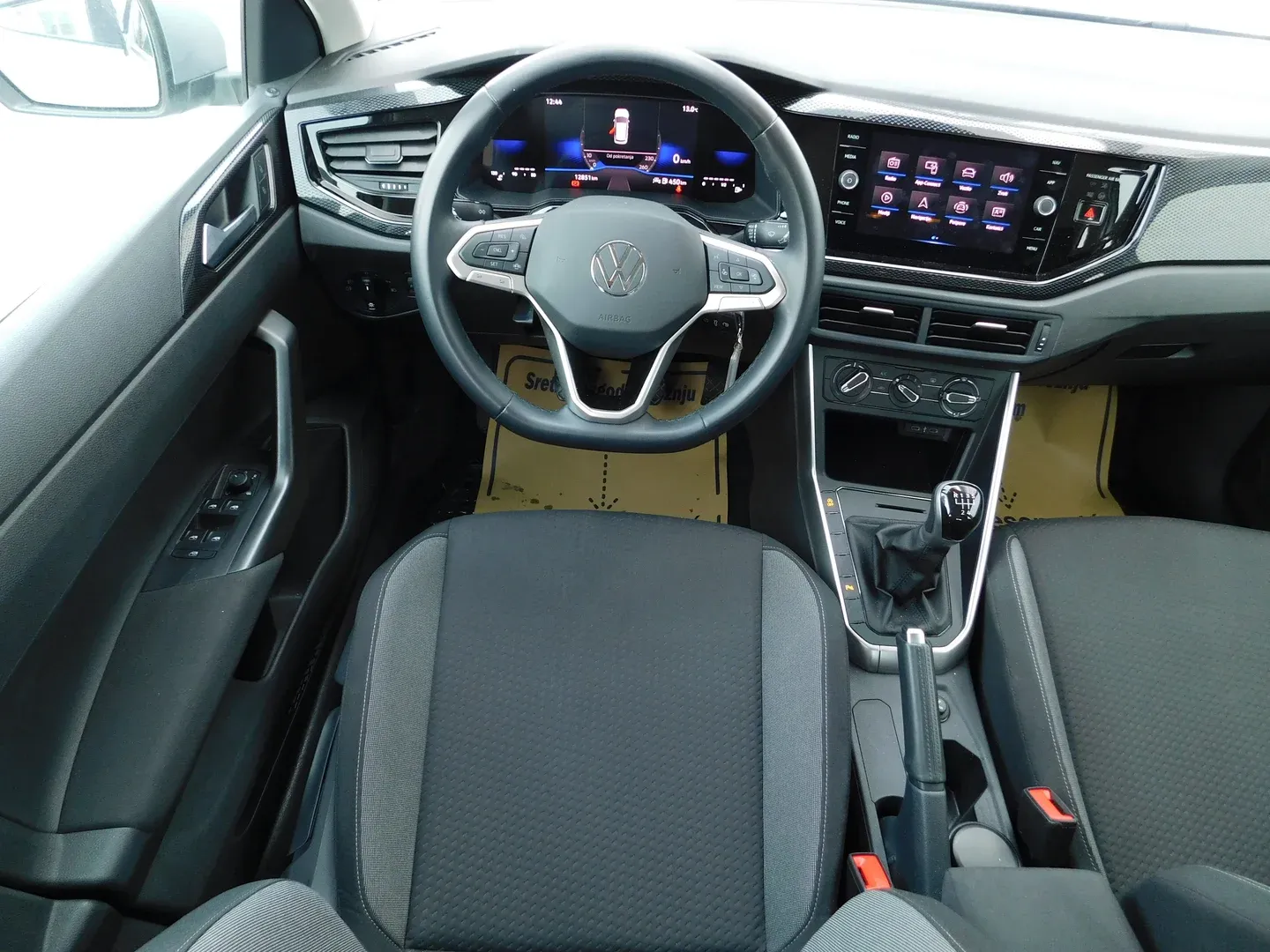 10799 volkswagen polo 1.0 tsi life - slika 10
