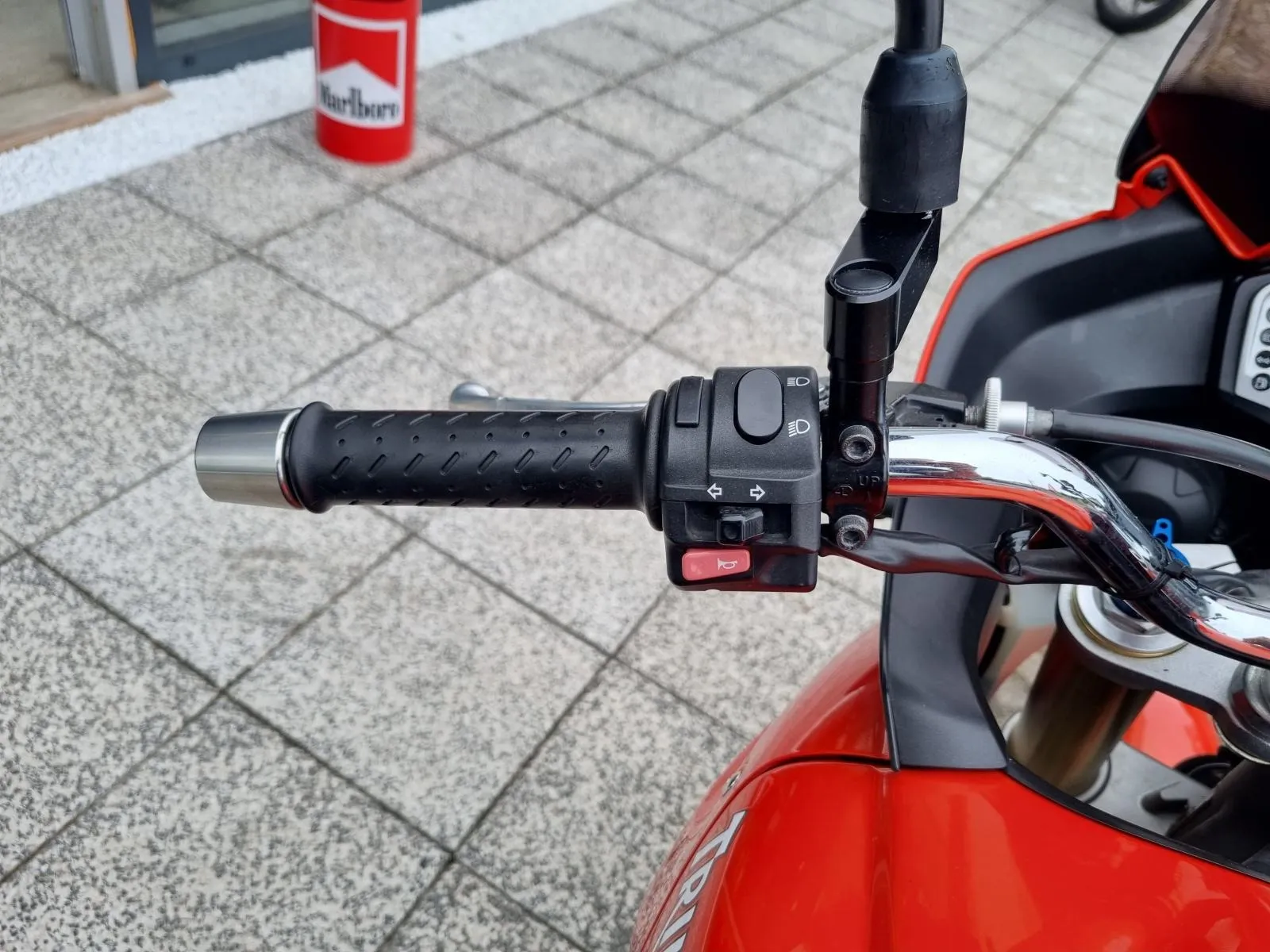 triumph tiger 1050, 2009 god. - slika 14