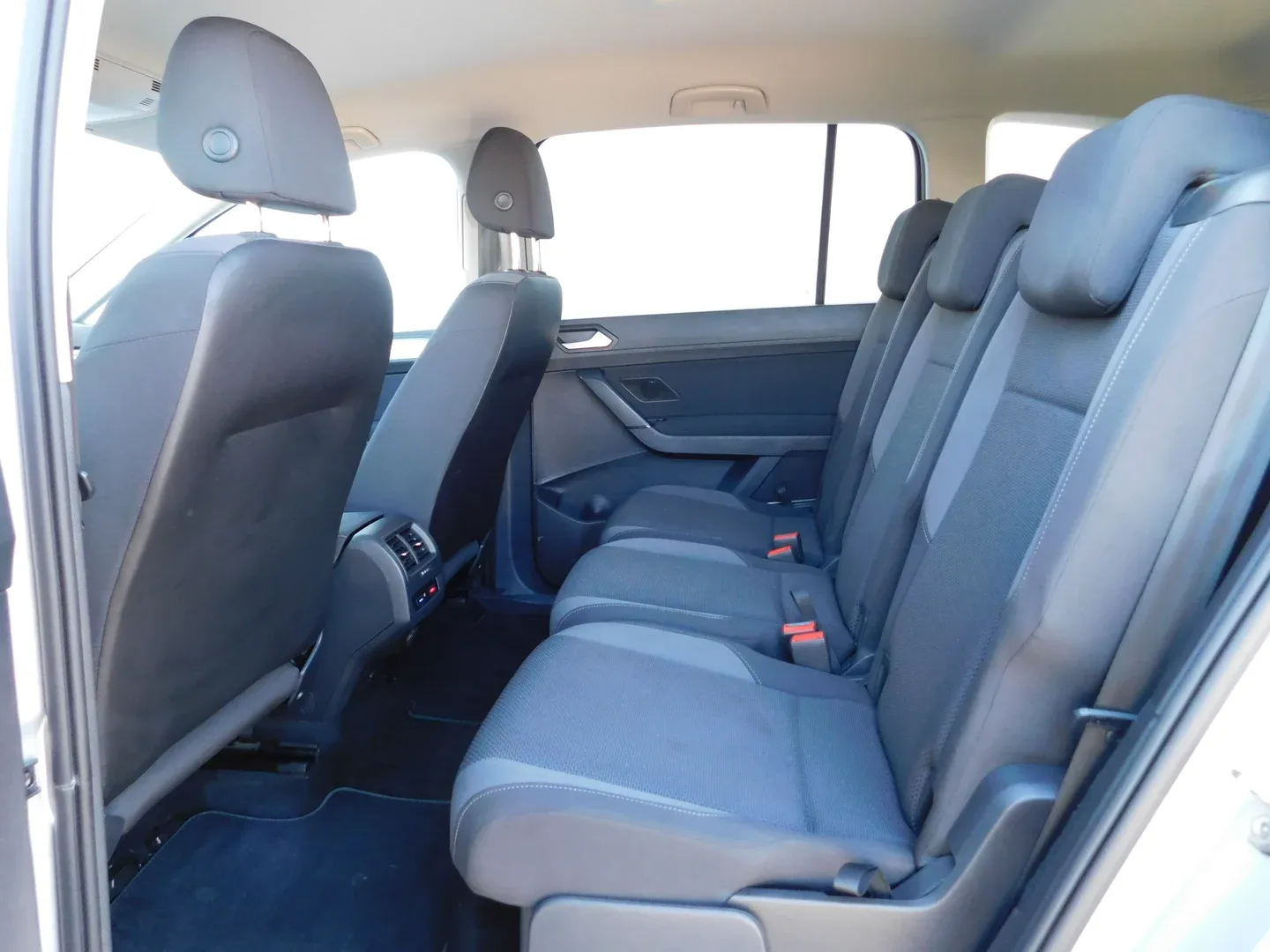 12854 volkswagen touran 2.0 tdi trendline - slika 10