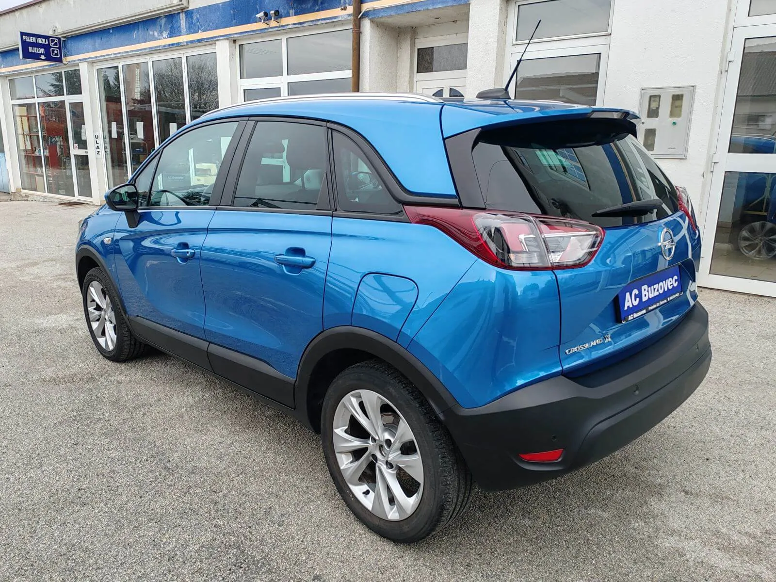 opel crossland 1,2 turbo - slika 3