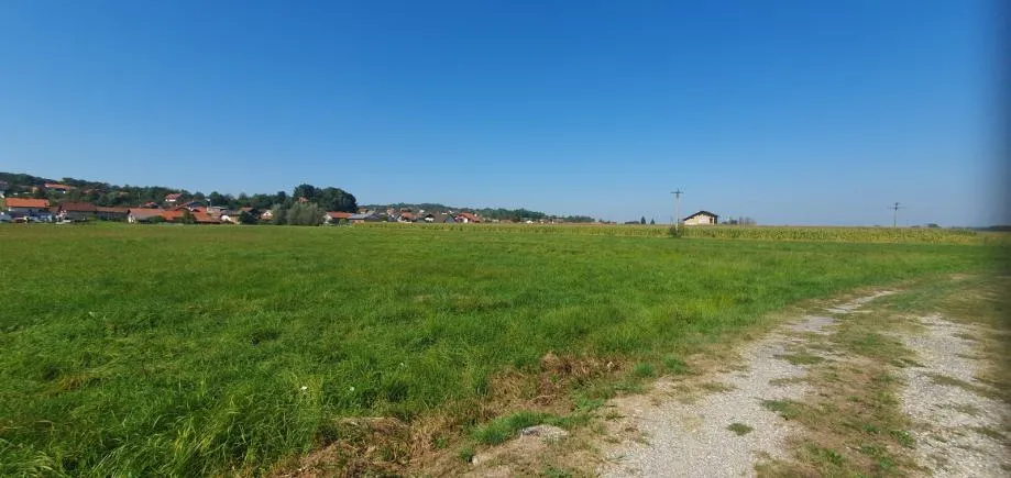 poljoprivredno zemlj., pojatno, sportska ul. 4200 m2, za razne namjene - slika 4