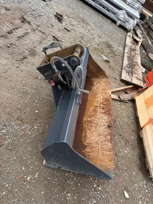 wacker neuson et24 - slika 17