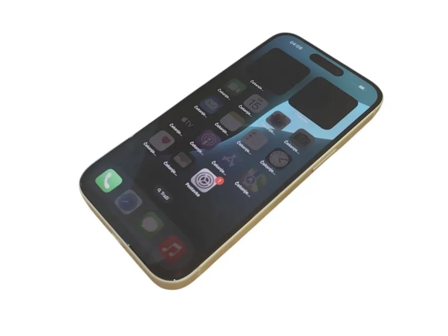 iphone 15 128gb / garancija do 04/2026 / r1, rate! - slika 4