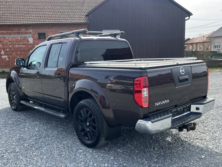 nissan navara 3.0 v6 - slika 6