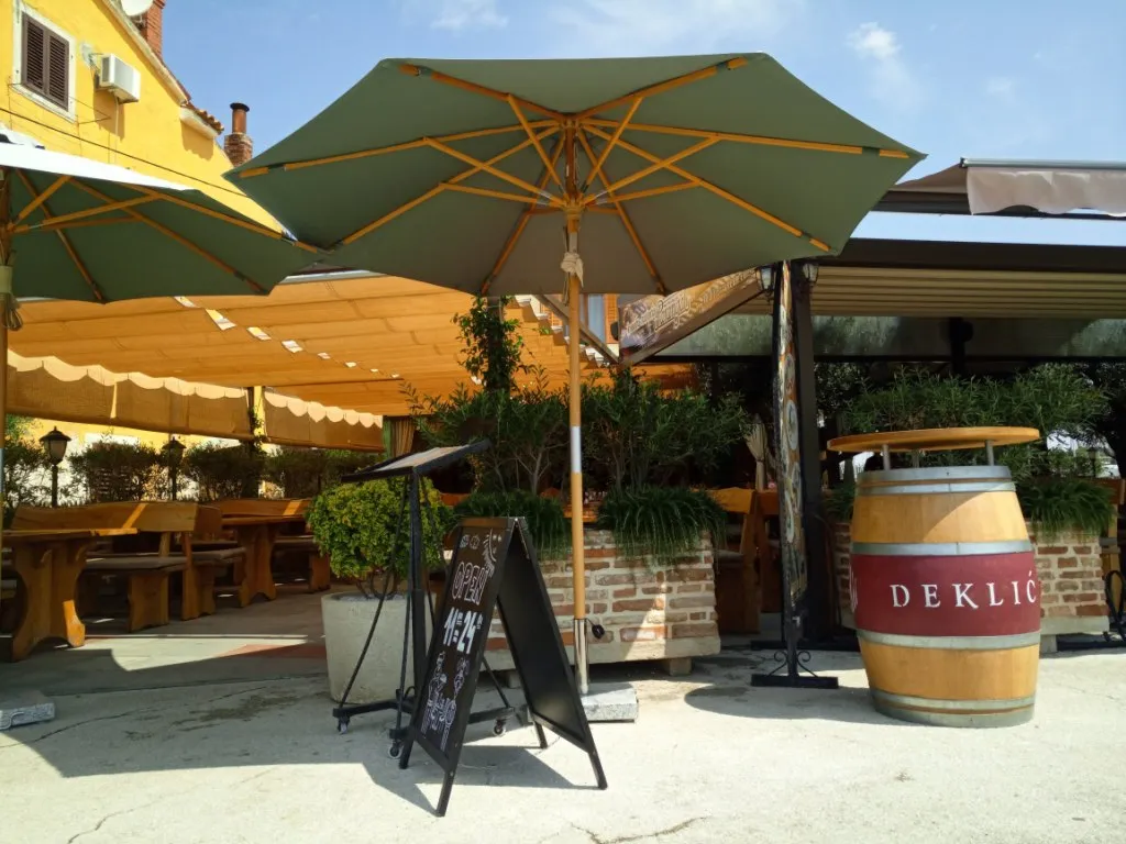 raf rolo tenda za restoran - slika 3