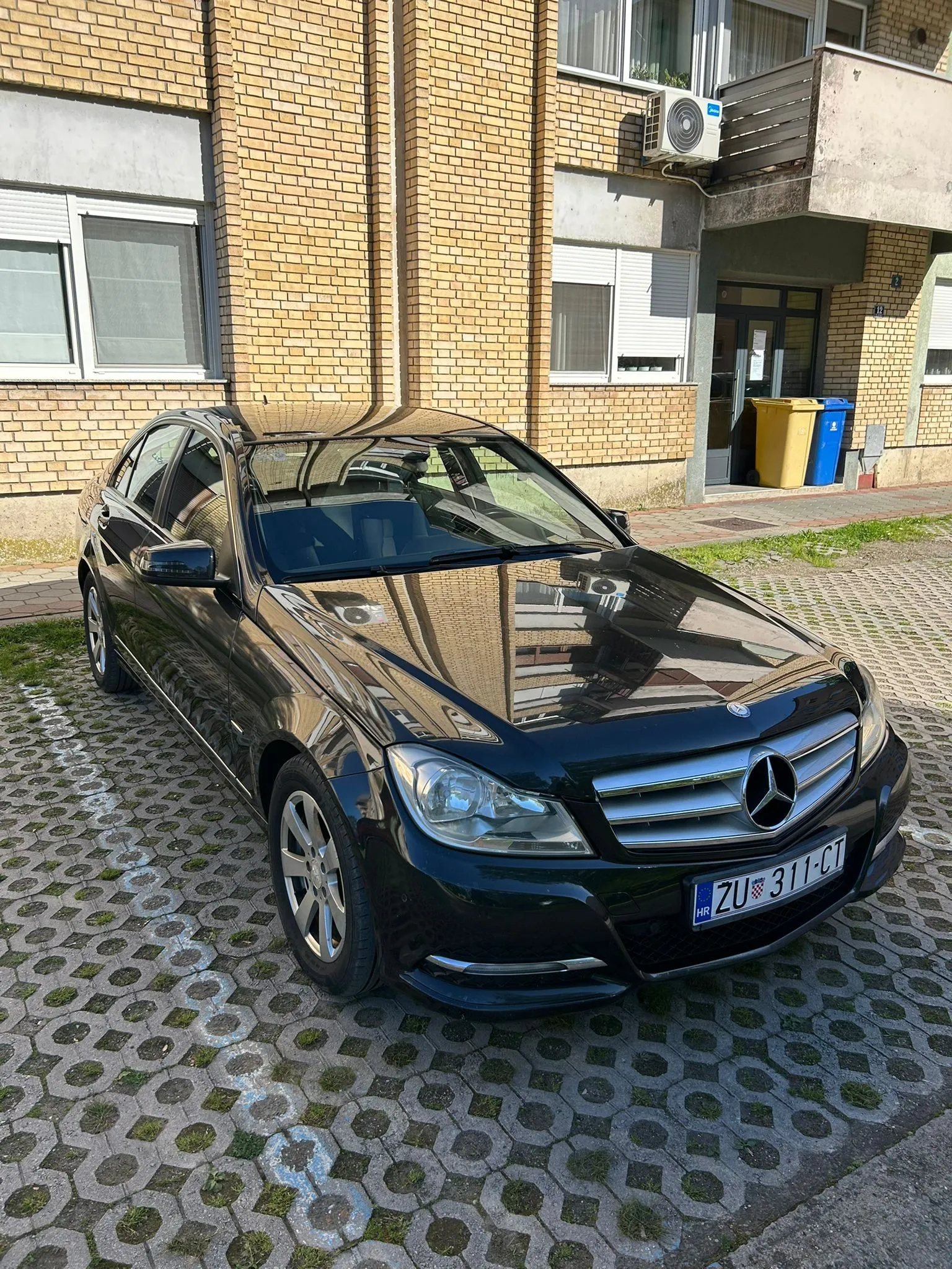 mercedes benz w204 180d 2011 facelift - slika 2