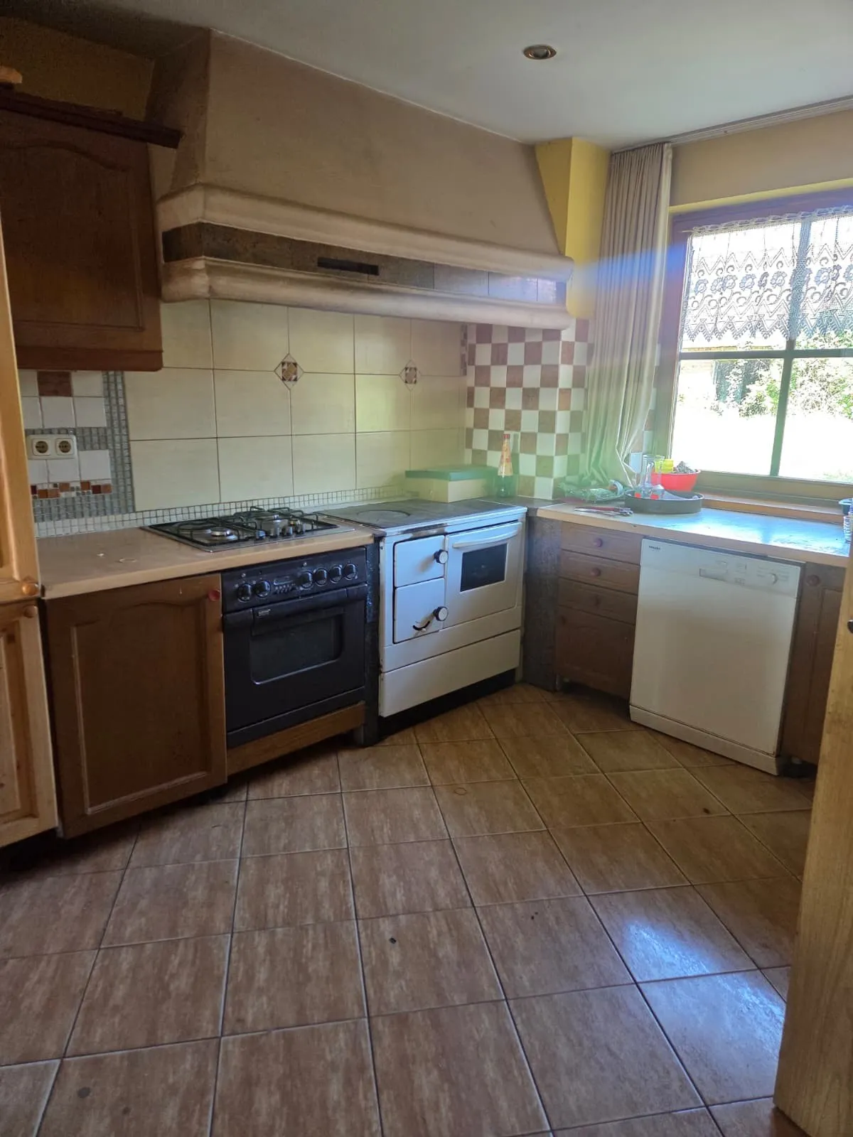atraktivna vikend kuća u bukovcu ukupne površine 2.769 m2 - slika 9