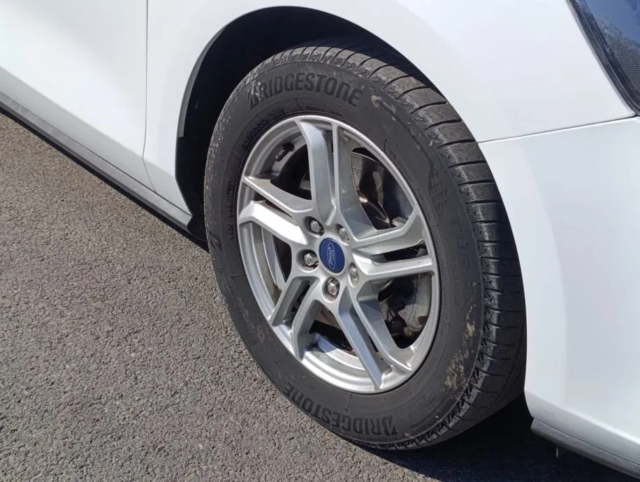 ford focus 1,5 ecoblue - slika 9