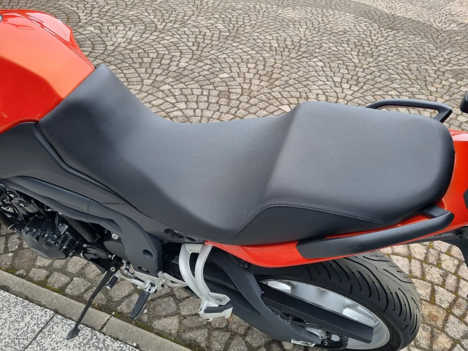 triumph tiger 1050, 2009 god. - slika 13