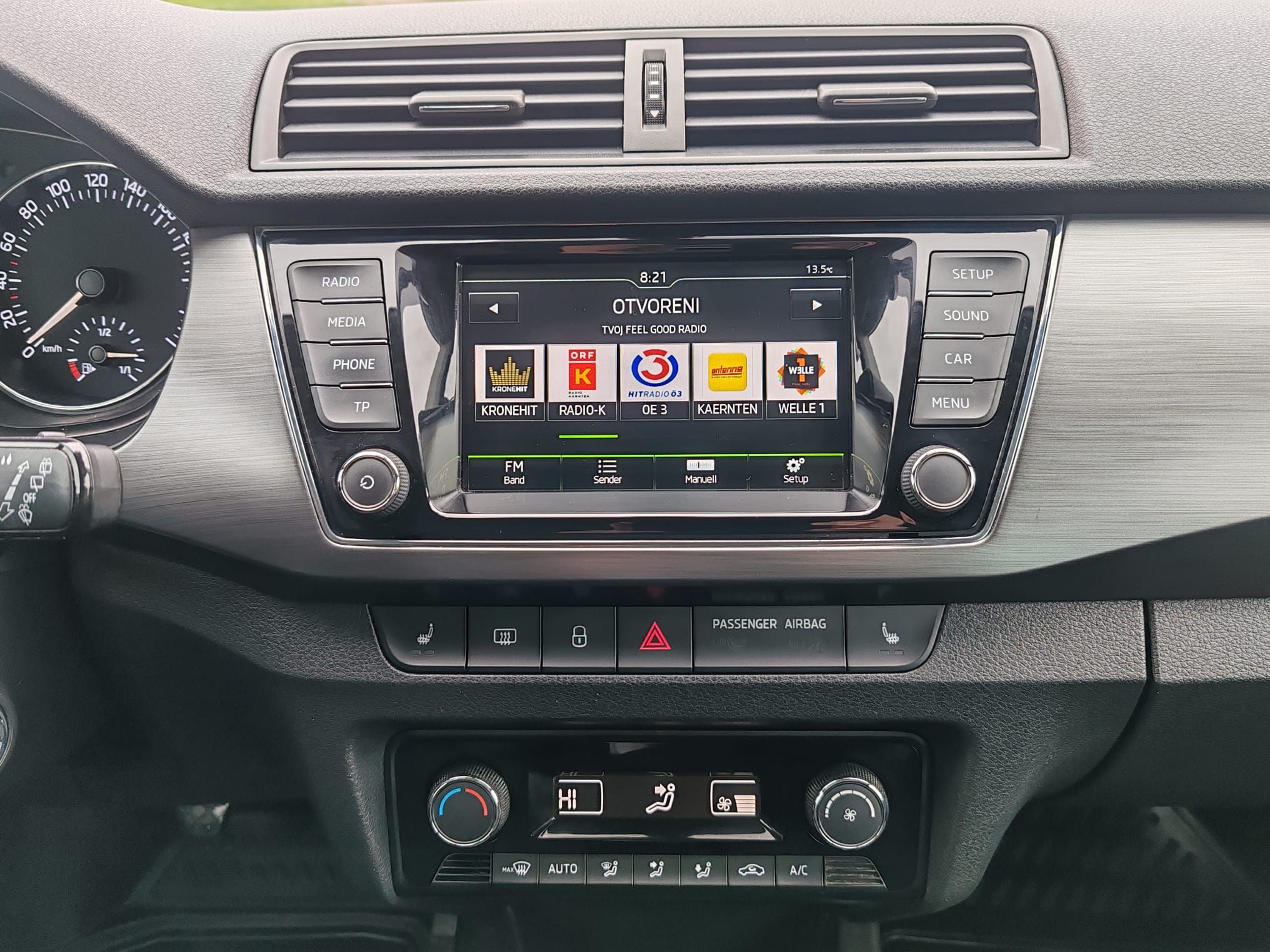 škoda fabia combi 1,4 tdi , 2015 g. 179000 - slika 15