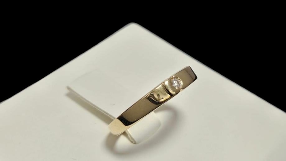 zlatni prsten 14k 3,04g s brilijantom 0,03ct/ r1, rate - slika 2