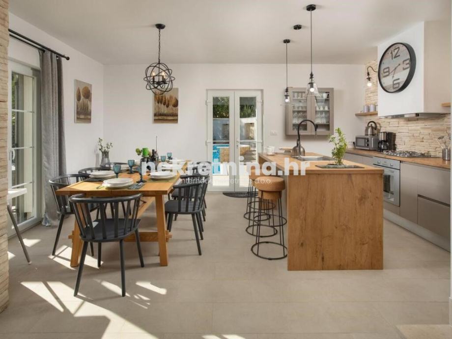 prodaja - kuća - crikvenica (drivenik) - 180m2 (prodaja) - slika 13