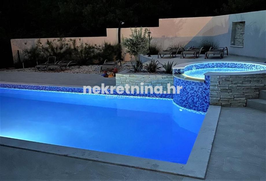 prodaja - kuća - crikvenica (drivenik) - 180m2 (prodaja) - slika 4
