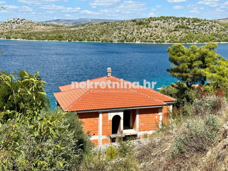 prodaja - kuća - šparadići - prvi red do mora - 364m2 + garaža (prodaja) - slika 2