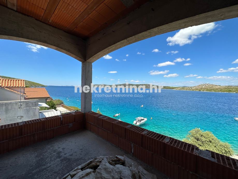 prodaja - kuća - šparadići - prvi red do mora - 364m2 + garaža (prodaja) - slika 10
