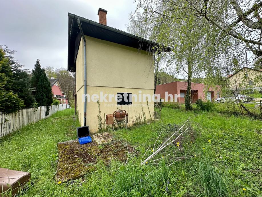 prodaja - kuća za rušenje 46m2 - građevinsko zemljište 926m2 (prodaja) - slika 3