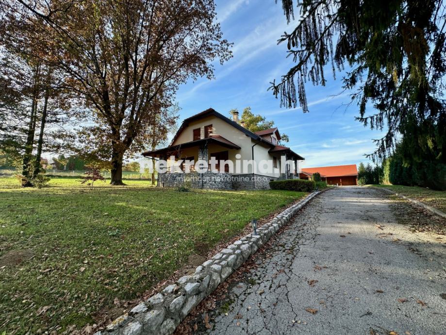 prodaja - samostojeća ladanjska vila / kuća - podgarić - 380m2 (prodaja) - slika 2