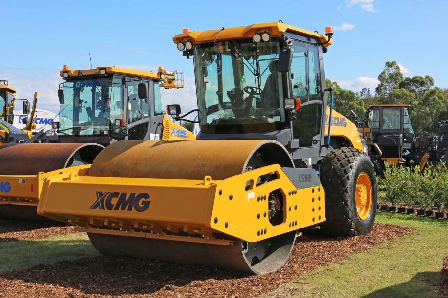 valjak xcmg 16.000 kg - slika 2