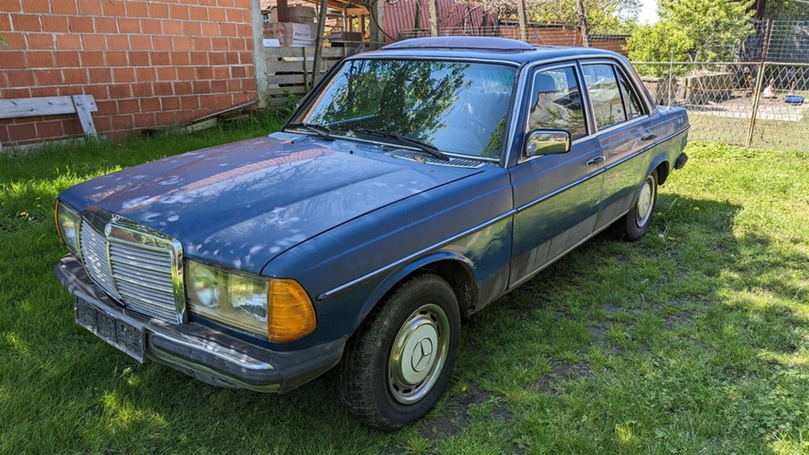 mercedes-benz w123 200d (motor iz w124) - slika 2