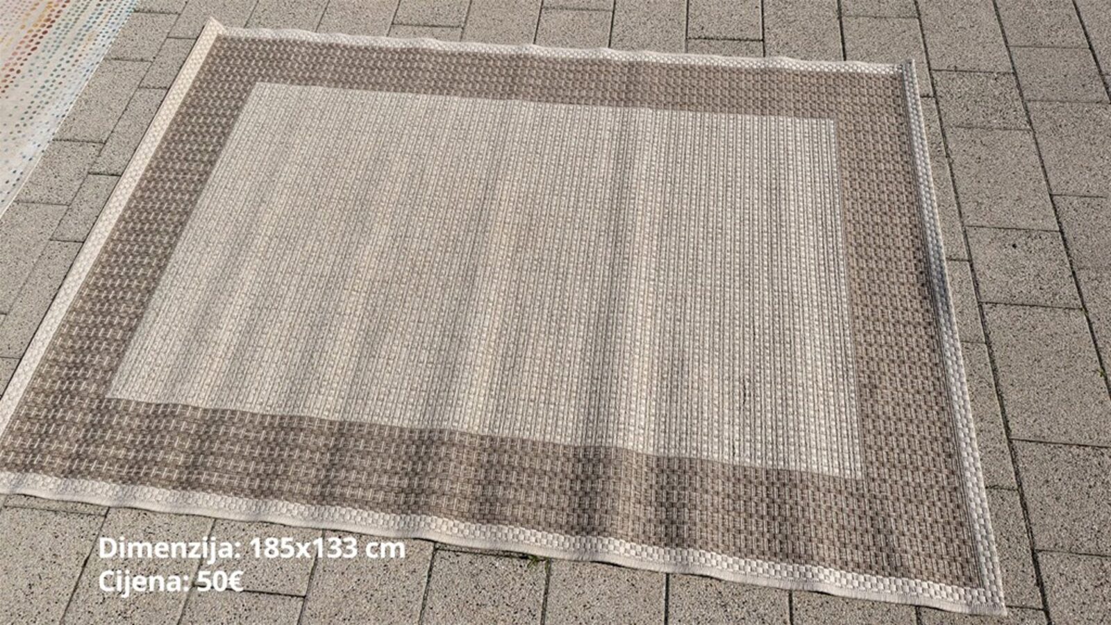 tepisi - tri komada raznih veličina i boja - slika 2