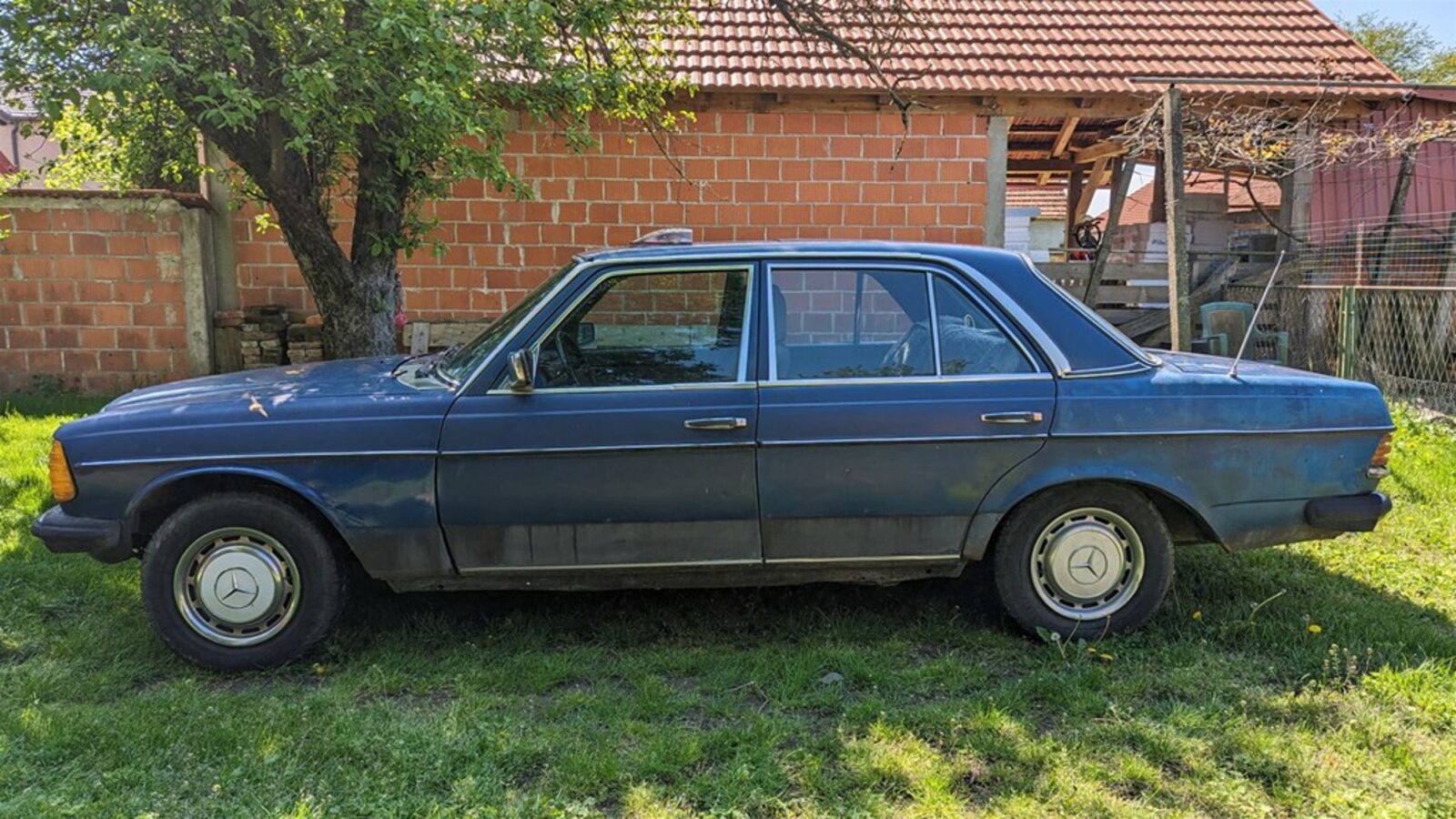 mercedes-benz w123 200d (motor iz w124) - slika 3