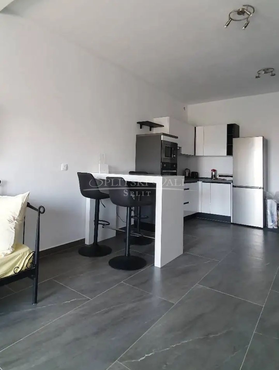jednosoban stan seget, 51 m2, balkon, parking - slika 1