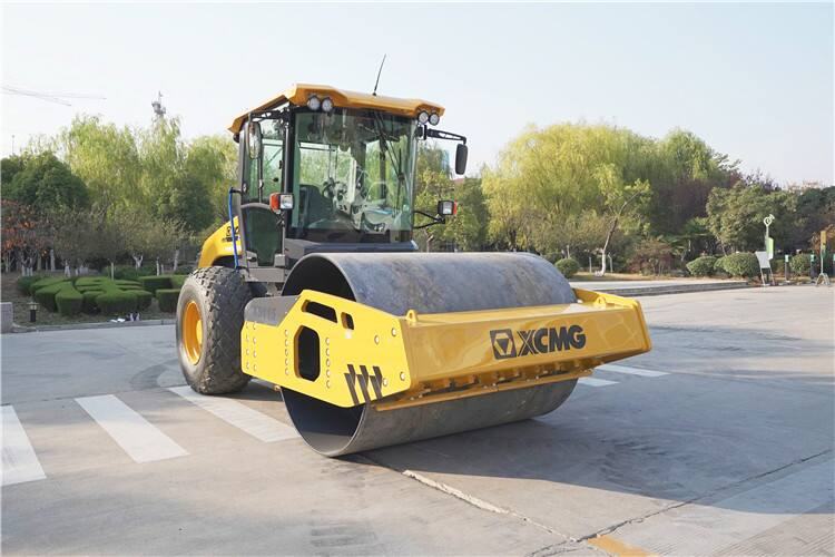 valjak xcmg 11.000 kg - slika 3