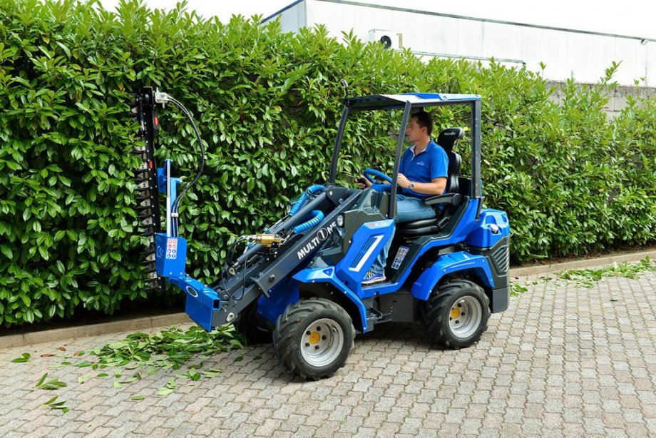 utovarivač multione 6.3 sa teleskopom i pogonom 4 x 4 - slika 2
