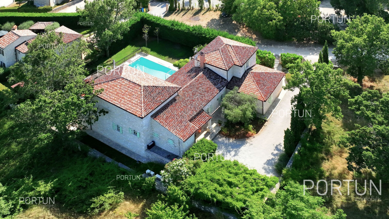 luksuzna vila u okolici poreča - slika 2