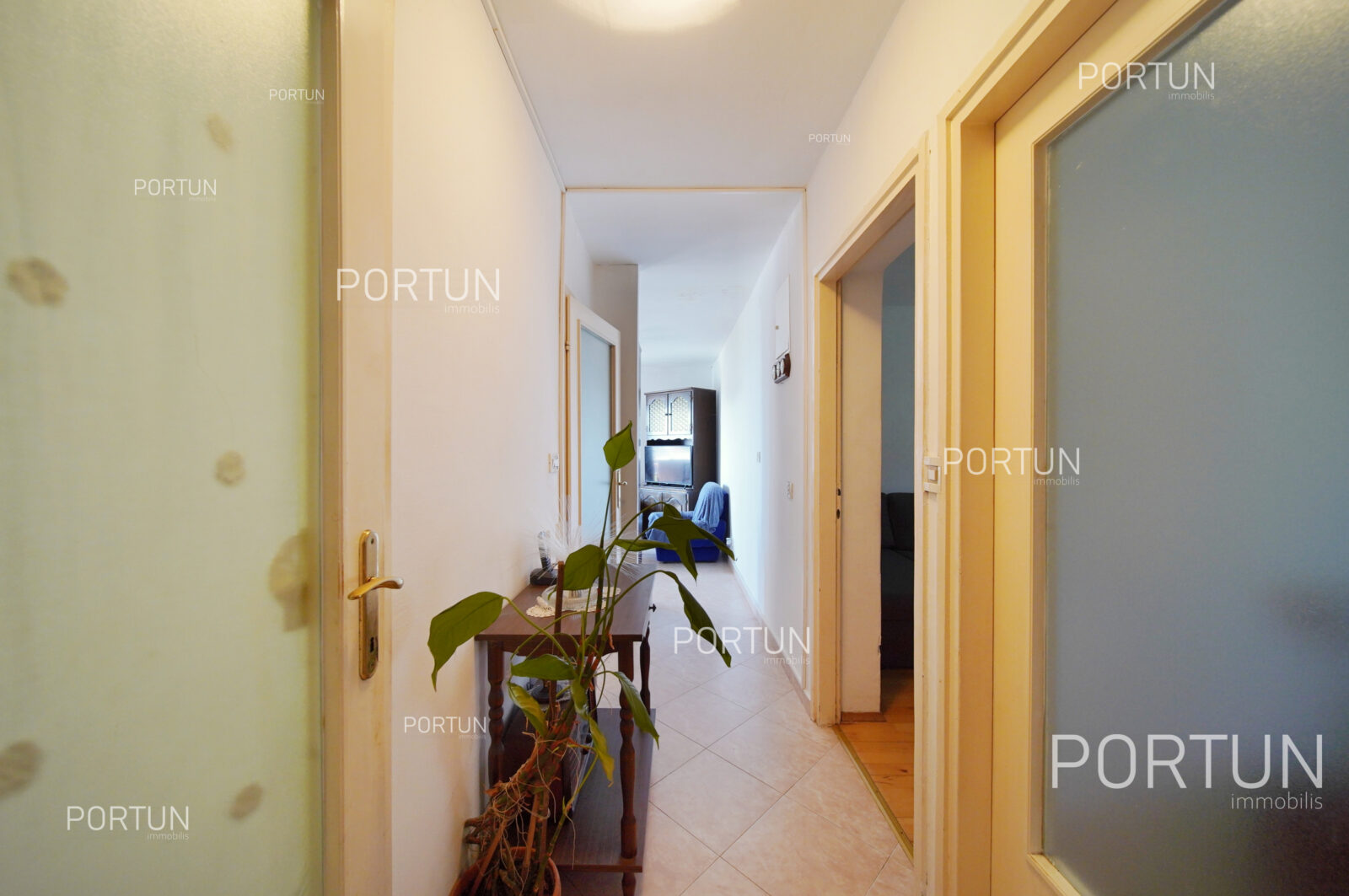 rovinj, dvosoban stan s pogledom na more - slika 1