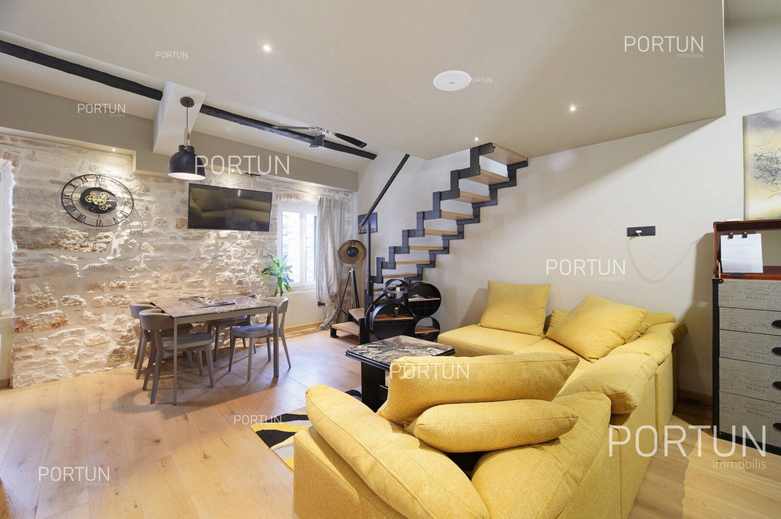 dvosoban apartman u pitoresknom rovinju - slika 1