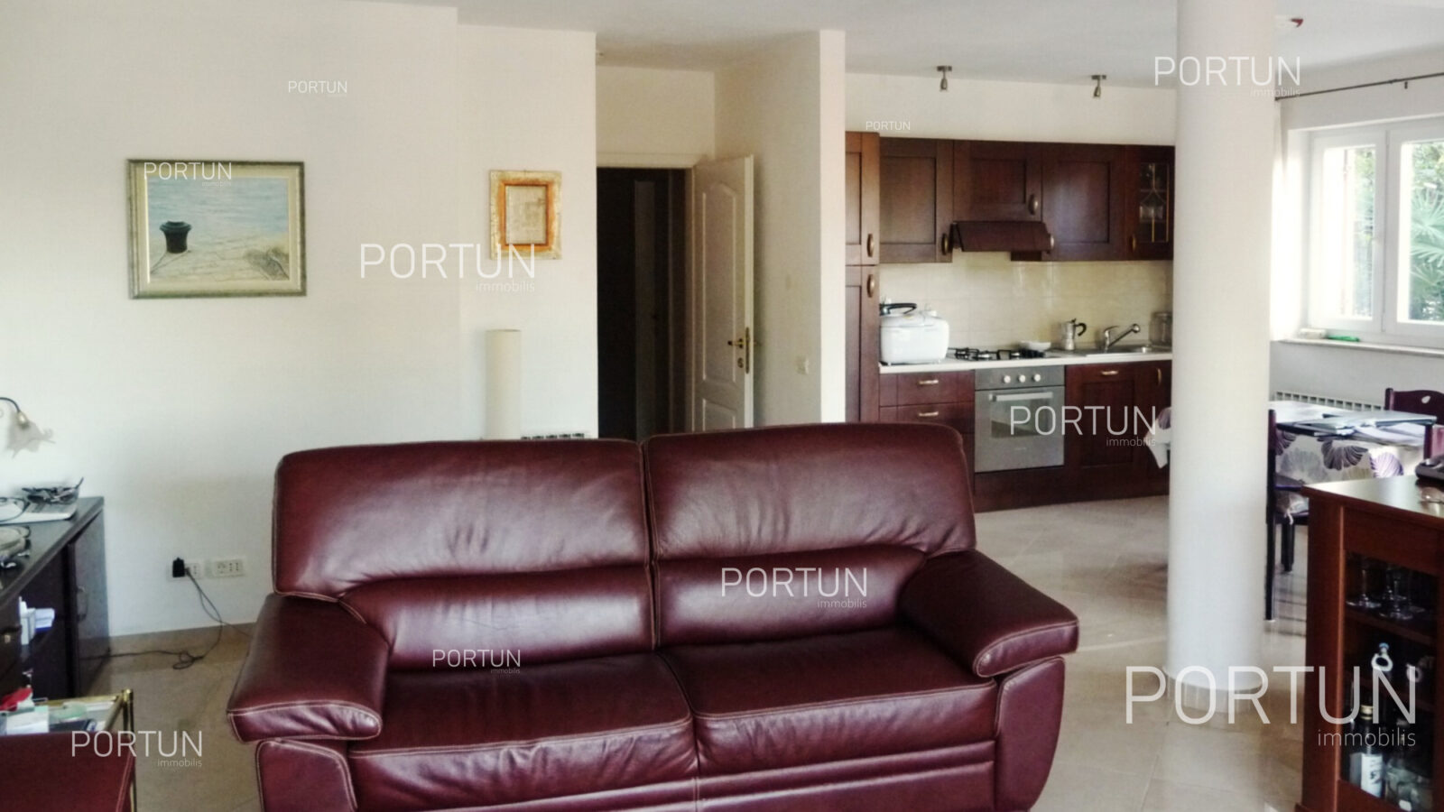 apartmanska kuća u rovinju - slika 1